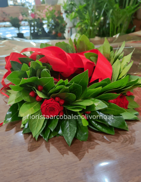 coroncina laurea con roselline e bacche di iperico